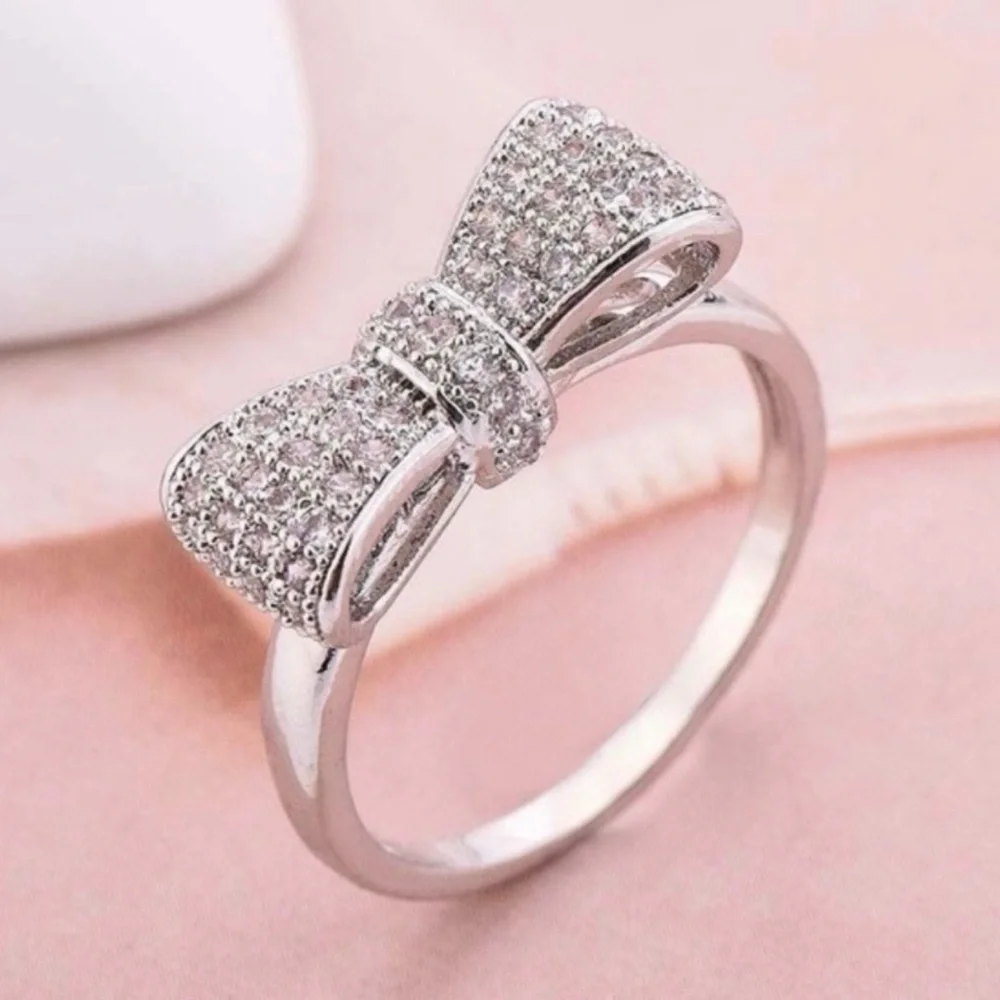 🔥3/$25🔥Elegant Silver Bow Ring